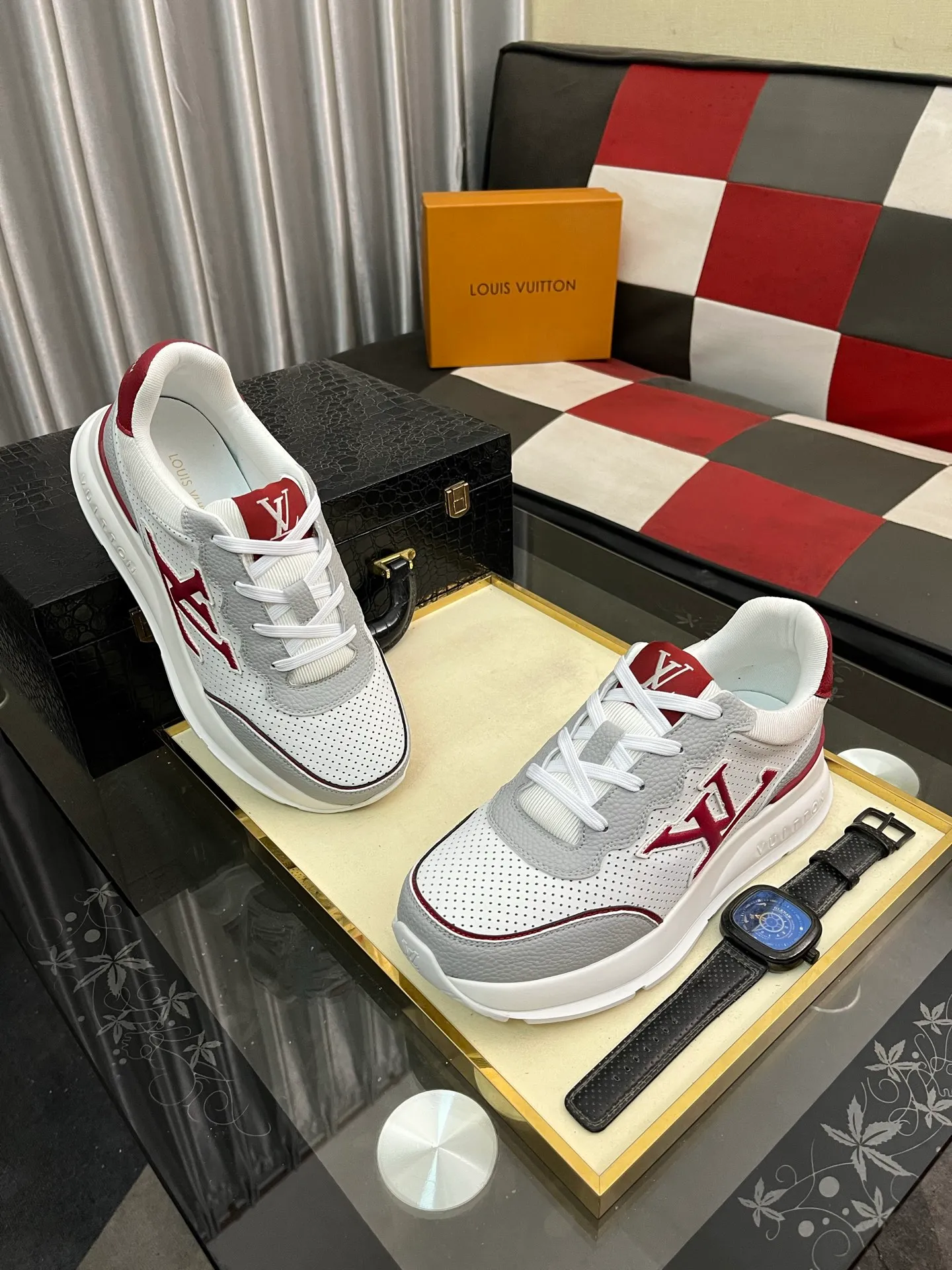 Men's shoes 💰458⌚️⌚️[Louis Vuitton LV] Dad shoes are popular casual sports shoes with outsole, breathable and comfortable, easy to walk, trendy men's versatile fly woven epoxy with ➕leather lining➕Gucci's popular original outsole, sports and running style, super comfortable. Code number 38-44